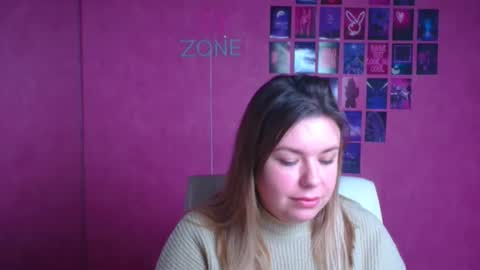 Mariana online show from 11-26-25, 06:36