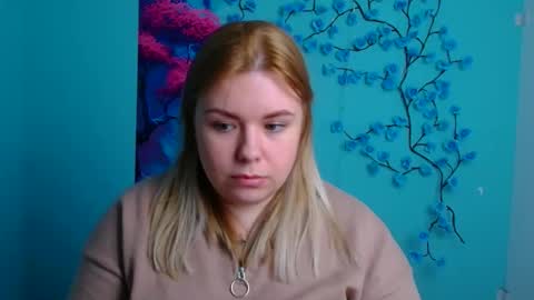 Mariana online show from 12-02-25, 12:10