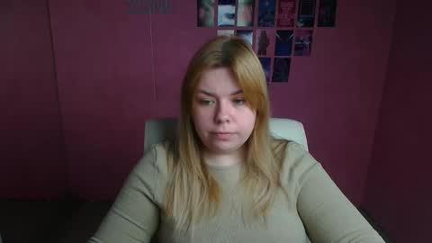 Snapshot of midnightmariana chatting on 04-25-26, 05:32 Mariana online show from 04-25-26, 05:32
