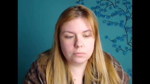 Snapshot of midnightmariana chatting on 05-11-26, 02:45 Mariana online show from 05-11-26, 02:45