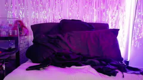 Midnightrose online show from 06-17-26, 07:55