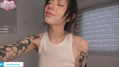 midori__san online show from 10-01-25, 02:34