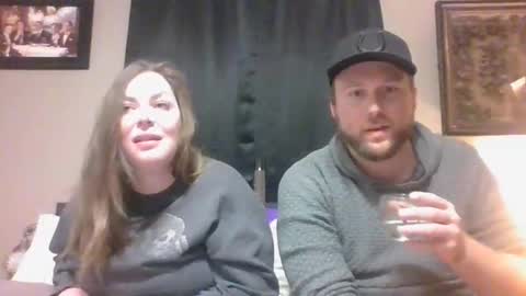 Snapshot of midwestlovers1990 chatting on 11-10-25, 03:49 midwestlovers1990 online show from 11-10-25, 03:49