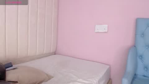 miel online show from 11-30-25, 01:15