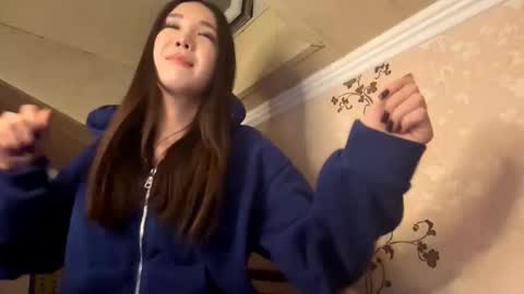 Nova online show from 09-26-25, 01:48