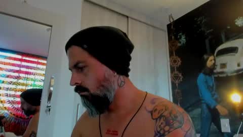 Snapshot of miguel_angeel_ chatting on 05-07-26, 02:22 Miguel Angel online show from 05-07-26, 02:22