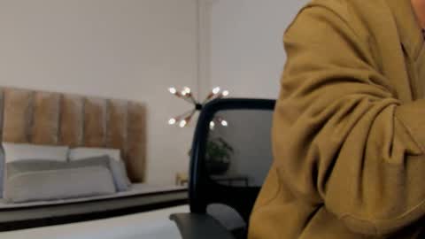 Snapshot of miguelsanfrancisco chatting on 12-05-25, 03:52 miguelsanfrancisco online show from 12-05-25, 03:52