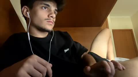 migueltomas34 online show from 06-13-26, 03:32