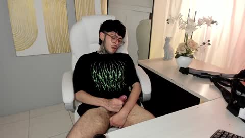 MIHAIL LEROY finally independent model online show from 01-11-25, 01:48