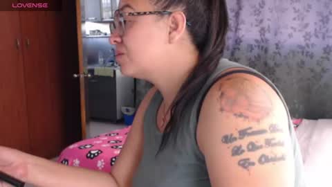 Snapshot of miia_big1boobs chatting on 08-02-26, 02:04 miia big1boobs online show from 08-02-26, 02:04