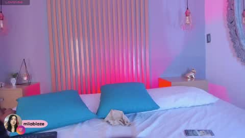 Snapshot of miia_blaze chatting on 06-07-26, 11:36 Mia online show from 06-07-26, 11:36