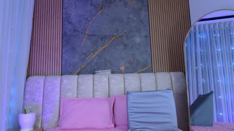 miia scoott  online show from 04-06-26, 11:55