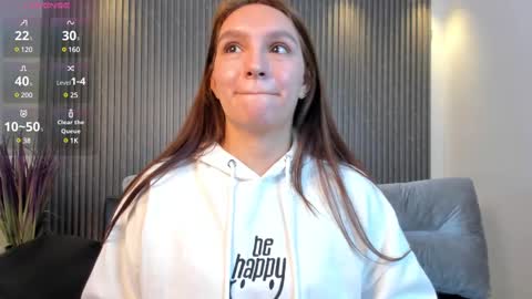 Miia 3 online show from 03-03-25, 12:27