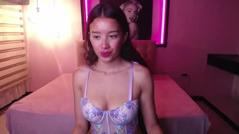 miiaa_evans1 online show from 10-26-25, 12:11
