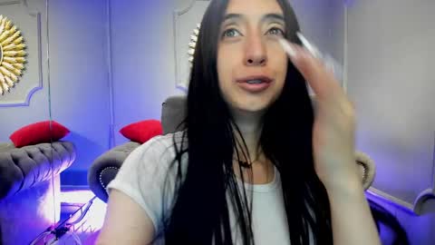 miilu  online show from 01-22-25, 09:35