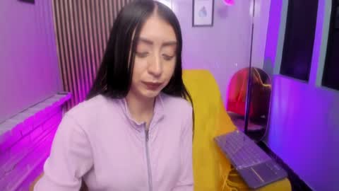 miilu  online show from 04-03-26, 03:37