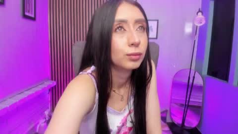 miilu  online show from 06-05-26, 03:57