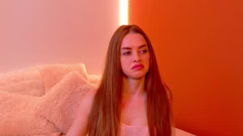 Snapshot of miirra_ chatting on 11-03-25, 07:42 Amira online show from 11-03-25, 07:42