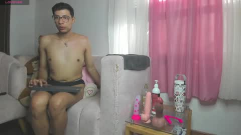 Snapshot of miissy__ chatting on 05-16-26, 06:28 miissy__ online show from 05-16-26, 06:28