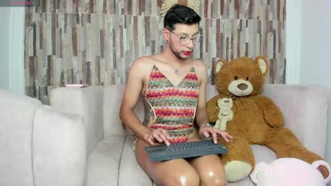 Snapshot of miissy__ chatting on 05-30-26, 06:38 miissy__ online show from 05-30-26, 06:38