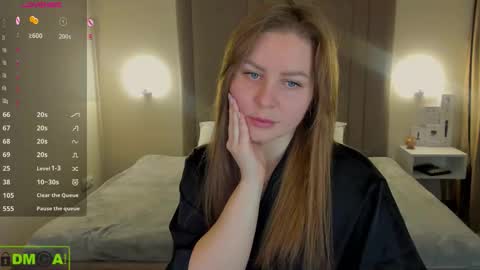 Mika online show from 12-03-25, 02:19