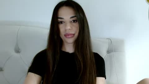 Snapshot of mika_gold7 chatting on 07-16-26, 09:15 Mika online show from 07-16-26, 09:15