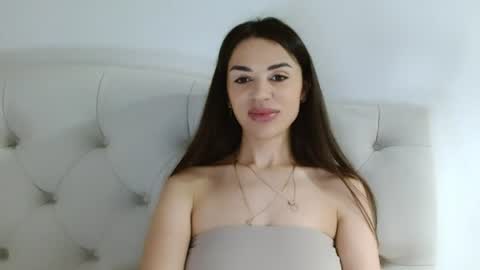 Snapshot of mika_gold7 chatting on 07-28-26, 11:17 Mika online show from 07-28-26, 11:17