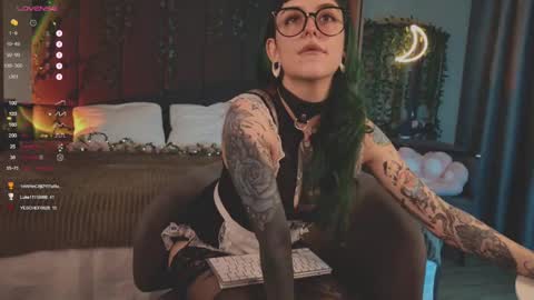 Snapshot of mika_moon_ chatting on 03-01-25, 03:38 mika_moon_ online show from 03-01-25, 03:38