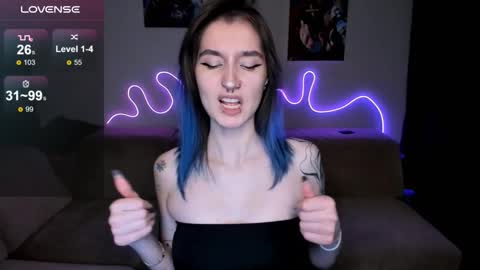 Mika online show from 03-10-26, 11:37