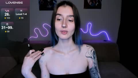 Mika online show from 04-19-26, 12:59