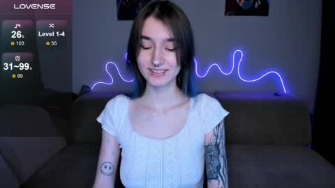 Mika online show from 04-23-26, 09:08