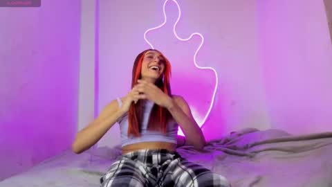 mika_velvet online show from 11-01-25, 04:31