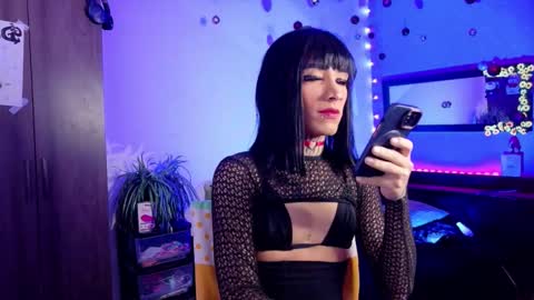 mikaelarangel online show from 12-04-25, 02:21