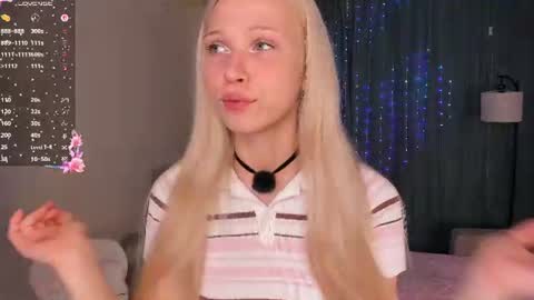 Angel girl online show from 07-16-26, 07:53