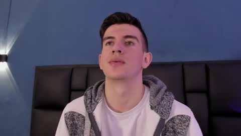 mikael online show from 11-13-25, 04:33