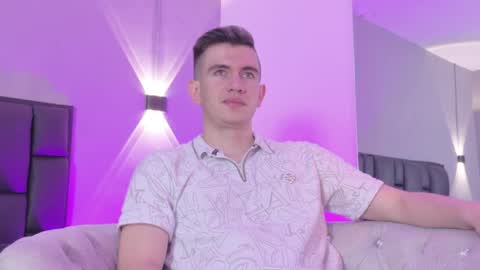 mikael online show from 04-08-26, 04:56