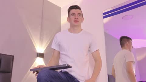 mikael online show from 04-13-26, 07:08