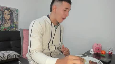 mike3xxx online show from 10-30-25, 02:46