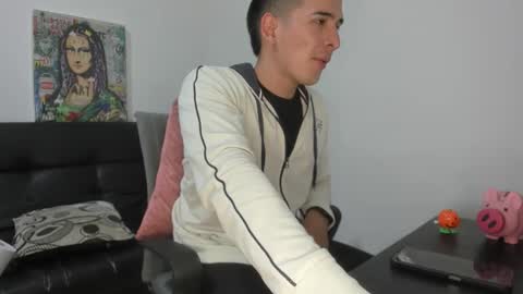 mike3xxx online show from 11-06-25, 03:07