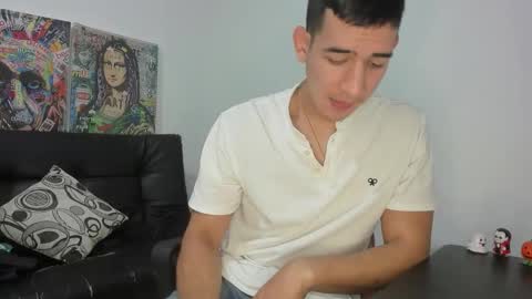 mike3xxx online show from 11-23-25, 10:09