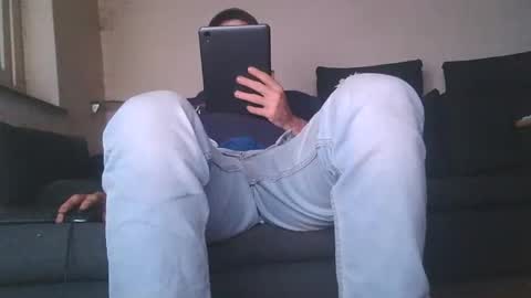 Snapshot of mike421990 chatting on 12-22-25, 05:10 Mike Bente online show from 12-22-25, 05:10