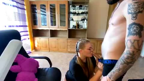Mike and anna online show from 06-26-26, 11:47