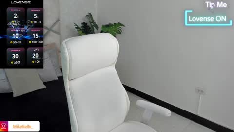 Mike Belle online show from 03-08-25, 10:02