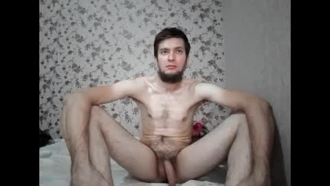 Snapshot of mike_foro chatting on 10-27-25, 05:55 mike_foro online show from 10-27-25, 05:55