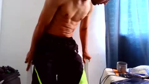 mike_leonrey22 online show from 11-04-25, 07:24