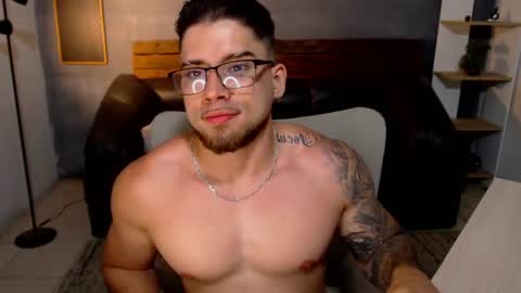 Snapshot of mike_montoya chatting on 06-26-26, 03:22 Mike Montoya online show from 06-26-26, 03:22