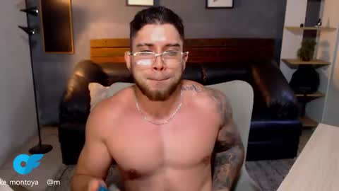 Snapshot of mike_montoya chatting on 07-16-26, 02:34 Mike Montoya online show from 07-16-26, 02:34