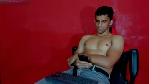 Snapshot of mike_shelby21 chatting on 04-30-26, 12:39 mike_shelby21 online show from 04-30-26, 12:39
