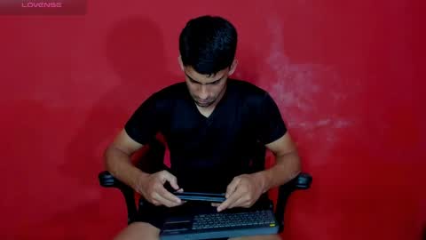 Snapshot of mike_shelby21 chatting on 05-03-26, 09:43 mike_shelby21 online show from 05-03-26, 09:43