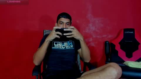 Snapshot of mike_shelby21 chatting on 05-12-26, 11:35 mike_shelby21 online show from 05-12-26, 11:35